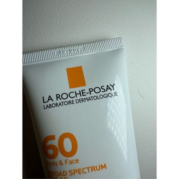 La Roche-Posay Anthelios Melt-In Milk Sunscreen SPF 60  3oz/90ml - Picture 4 of 4